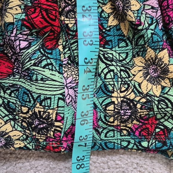 LULA ROE Floral Multicolor SHort Sleeve Midi Dress With Pockets. Size Small - Picture 13 of 13